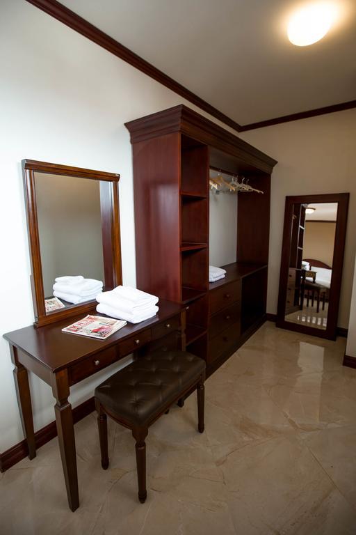 Capitol Residence Vientiane Quarto foto